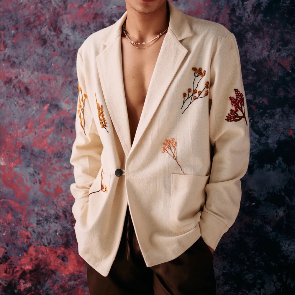 Perte d'ego Wild flowers hand embroidered resort blazer
